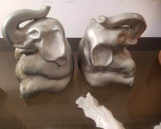 PM Craftsman (Philadelphia Manufacturing Company) heavy cast metal elephant bookends