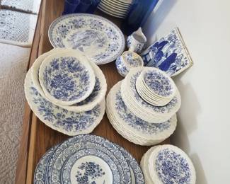 Blue & white dishware; blue Fiestaware bowls