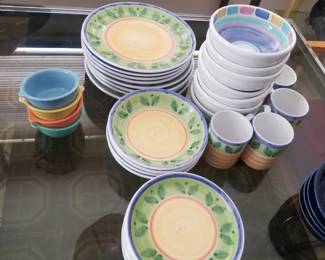 Festive dinnerware - Caleca Girasole collection
