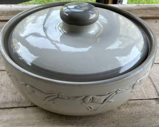 Louisville Pottery Horse Casserole