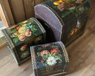 Storage trunks