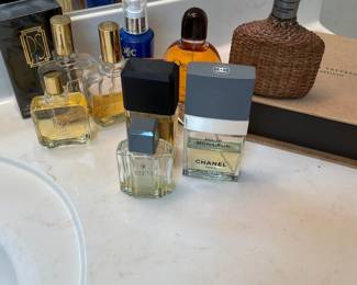 Mens cologne