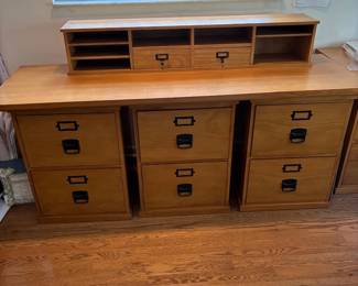 DeskModular Desk Set- This is just one set