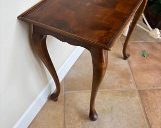 Louis XV table - no screws/no nails