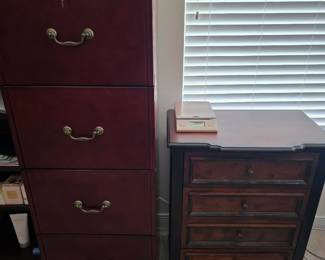 Nice 4 drawer file cabinet