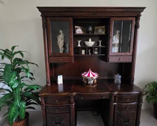 This desk, wall unit was purchased in think im 1971, and you would think she bought it yesterday! Gorgeous piece. Has matching pieces in two rooms.