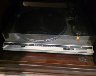 Turn table $100