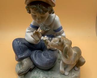 Lladro Figurine, "I Hope She Does"