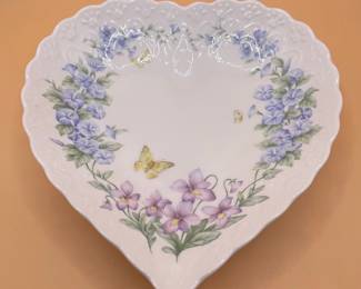 Mikasa "Thinking of You" Heart-Shaped Trinket Dish