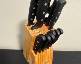 Farberware 15-Piece Triple Riveted Knife Block Set