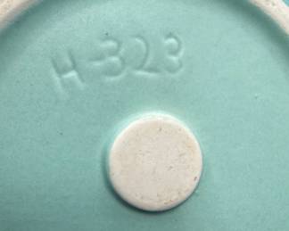 Hull Pottery H-323 Vase
