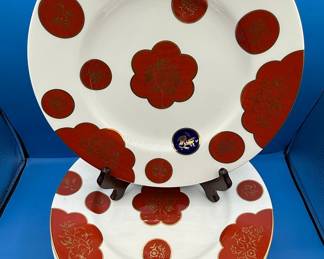 Royal Worcester 'Mandarin' Pattern Dinner Plates