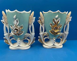 Pair of Antique Old Paris Porcelain Cornucopia Vases