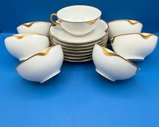 Haviland & Co. Limoges "Silver Anniversary" Pattern Porcelain Set