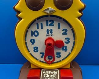 Tomy Answer Clock