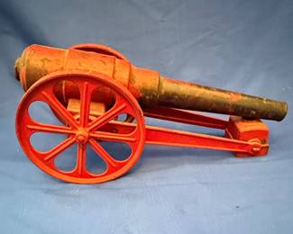 Vintage Cast Iron Big Bang Toy Field Cannon