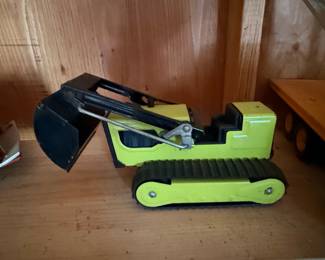 Tonka T-6 Pressed Steel Loader