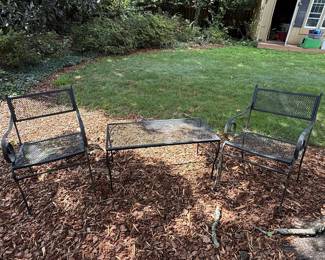 Russell Woodard Wrought Iron Mesh Bistro Set