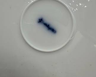 Meissen 'Neuer Ausschnitt' White Porcelain Plates