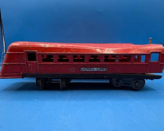 Lionel O-Gauge Passenger Car (Red, Streamliner)