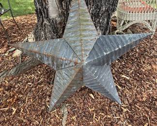 Rustic Corrugated Metal Barn Star
