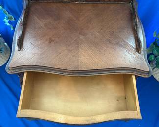Henredon French Provincial Style Carved Walnut Side Table