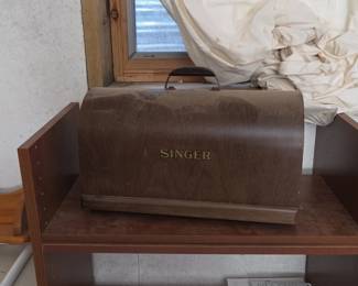 Vintage Singer Sewing Machine