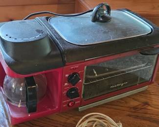 Retro in Breakfast Station