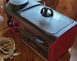 Retro in Breakfast Station