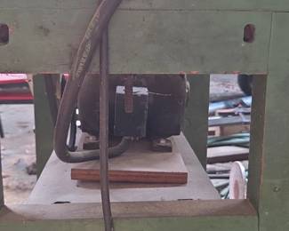 Vintage inch Bandsaw