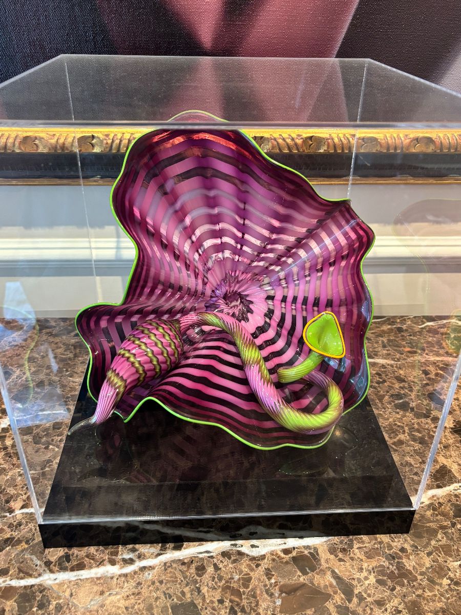 DALE CHIHULY ART GLASS