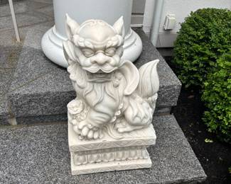 CEMENT FOO DOGS