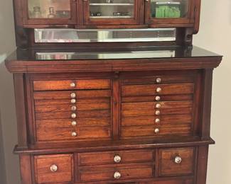 DENTAL CABINET NUMBER1