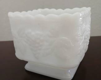 Vintage Anchor Hocking White Milk glass