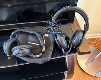 Headphones 