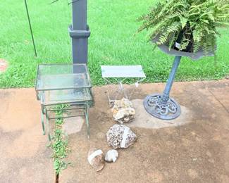 Items Located In The Back Patio