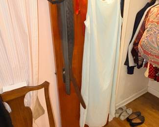 Items Located In The 1st Bedroom