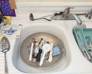 Items Located In The Kitchen