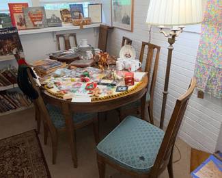 Items Located In The Family Room