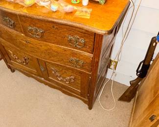 Items Located In The Family Room