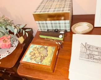 Items Located In The 2nd Bedroom