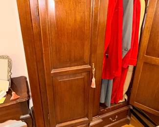 Items Located In The 2nd Bedroom