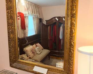 Items Located In The 2nd Bedroom