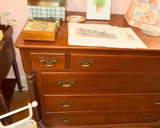 Items Located In The 2nd Bedroom