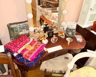 Items Located In The 1st Bedroom