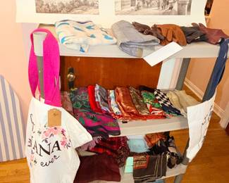 Items Located In The 2nd Bedroom