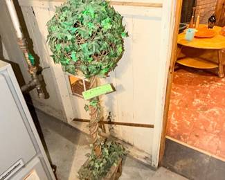 Items Located In The Lower Level