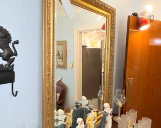 Items Located In the Dining Room
