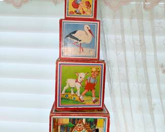 Items Located In the Dining Room