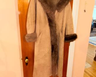 Items Located In the 1st Bedroom